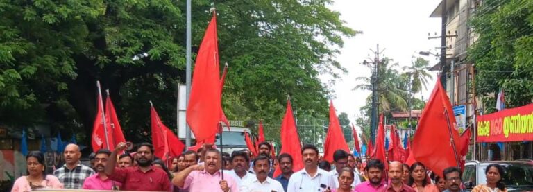 എപ്രിൽ മേയ് മാസങ്ങളിൽ വിരമിച്ച ജീവനക്കാർക്ക് നൽകേണ്ടത് 4000 കോടി, ഡി എ കുടിശിക 22 ശതമാനത്തിലേക്ക്.