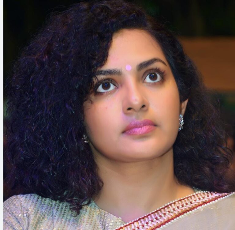 എല്ലാവരേയും കാണിക്കാനുള്ളതല്ല ഒരു മൂവ്മെൻ്റ്, ഇവിടെ ഉണ്ടാവുക ഉണ്ട് എന്നതാണ് പ്രധാനം പ്രശസ്ത നടി പാർവ്വതി തിരുവോത്ത്.