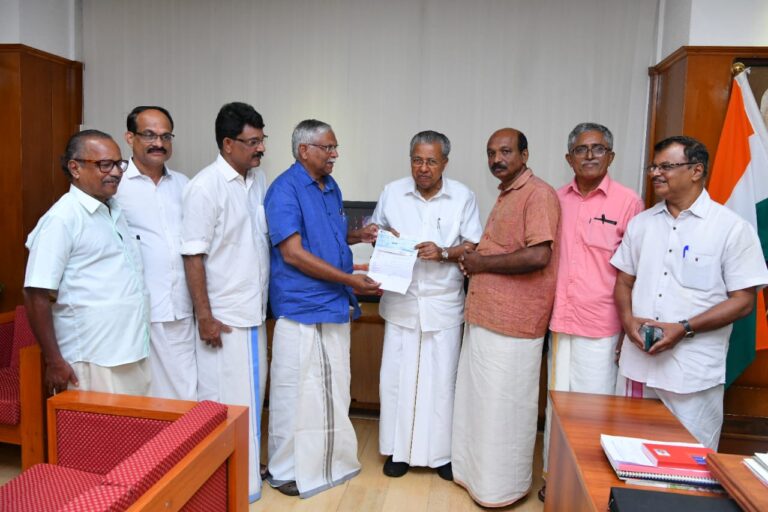 സ്റ്റേറ്റ് സർവീസ് പെൻഷനേഴ്സ് കൗൺസിൽ വയനാട് ദുരിതാശ്വാസ ഫണ്ട് കൈമാറി.