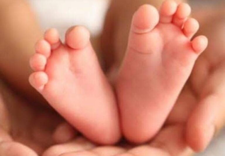 സ്വകാര്യ ആശുപത്രിയില്‍ ഉപേക്ഷിച്ച് പോയ മൂന്നാഴ്ച മാത്രം പ്രായമായ നവജാത ശിശു ഇനി കേരളത്തിന്റെ മകള്‍.