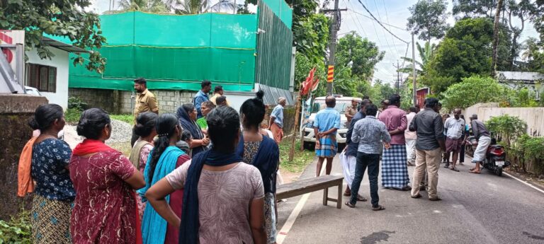 ഇന്ന് രാവിലെ 10 ന് കൊല്ലം കോർപ്പറേഷന് മുന്നിൽ പ്രദേശവാസികൾ പ്രതിഷേധിക്കും.