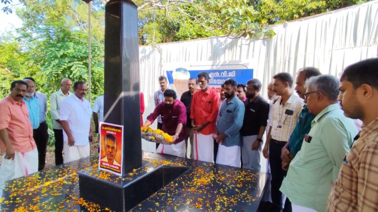 അടിയോടി ദിനം സമുചിതമായി  ആചരിച്ചു. എംഎൻവിജി അടിയോടി, സിവിൽ സർവ്വീസ് പരിഷ്കരണത്തിന് തുടക്കം കുറിച്ചനേതാവ്:  കെ പി ഗോപകുമാർ.