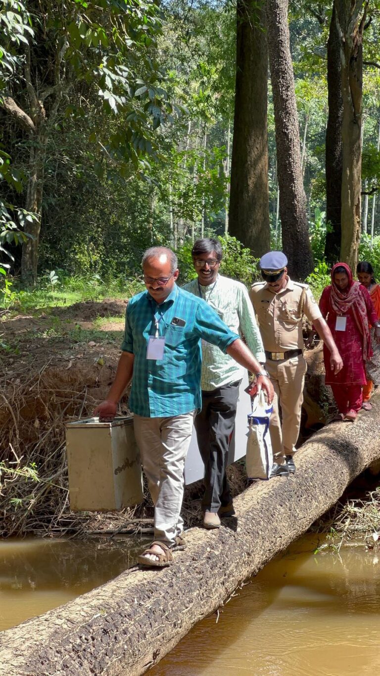 കാടും മേടും താണ്ടി.. പെട്ടിയിലായി ഹോം വോട്ടുകള്‍.