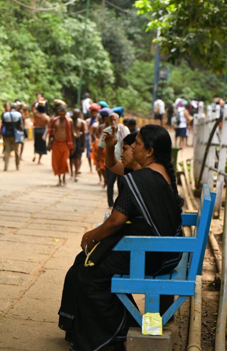 സൗകര്യങ്ങളിൽ സംതൃപ്തരെന്ന് തീർത്ഥാടകർ.മികച്ച റോഡും ഇരിപ്പിടങ്ങളും കൂടുതൽ വെള്ളം വിതരണ കേന്ദ്രങ്ങളും നല്ല മാറ്റം.