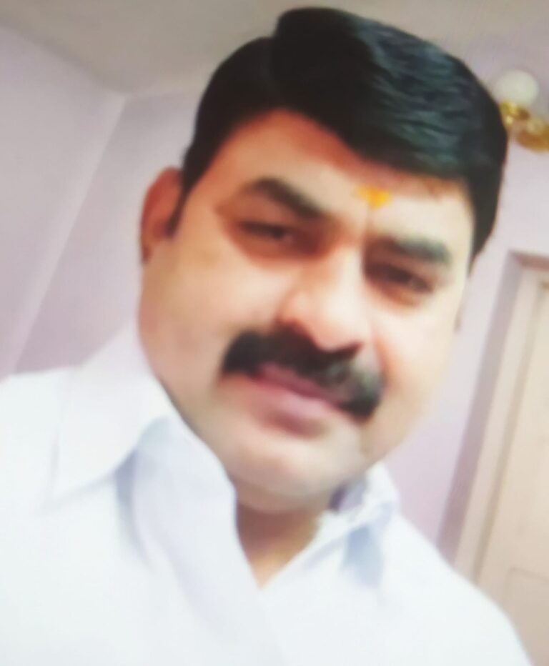 നിയമവിരുദ്ധമായി കാർഷിക കടാശ്വാസ കമ്മീഷൻ അംഗമായി തുടരുന്ന കെ ആർ രാജനെ കാർഷിക കടാശ്വാസ കമ്മീഷൻ സ്ഥാനത്തു നിന്ന് പുറത്താക്കണo.ആട്ടുകാൽ അജി