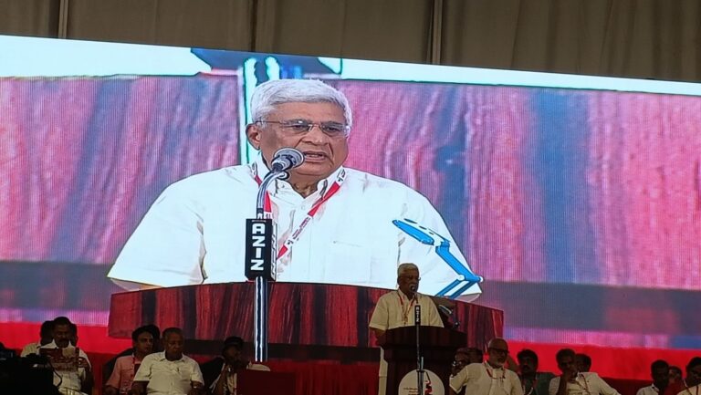 കേരളത്തിലെ സി.പി ഐ (എം) കൂടുതൽ കരുത്തുള്ള പാർട്ടിയായി മാറി കഴിഞ്ഞു. പ്രകാശ് കാരാട്ട്