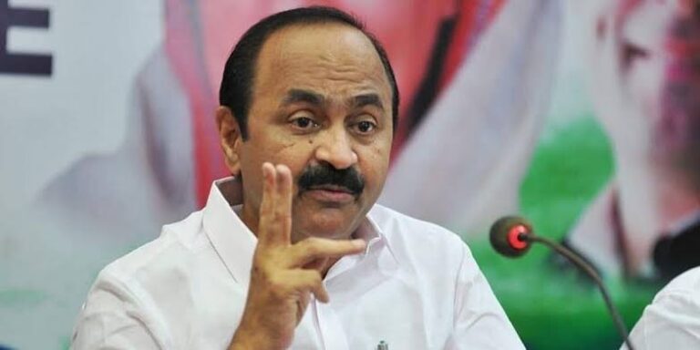 SFI ക്കെതിരെ ആഞ്ഞടിച്ച് വി. ഡി. സതീശൻ