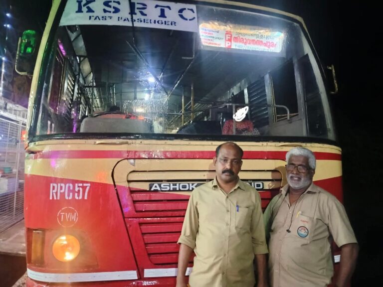 പരീക്ഷപ്പേടിയിൽ തെങ്കാശിക്ക് നാടുവിട്ട കോളേജ് വിദ്യാർത്ഥിനിക്ക് രക്ഷകരായി കെ എസ് ആർ ടി സി ബസ് ജീവനക്കാർ.