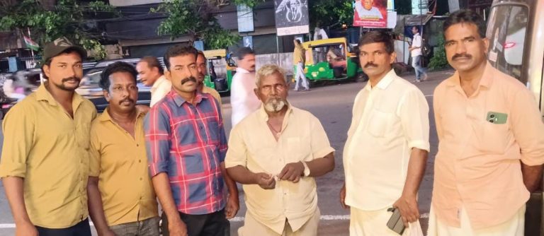 ഓട്ടോ തൊഴിലാളികളും ജീവകാരുണ്യ പ്രവർത്തകരും ചേർന്ന് മാനസിക നില തെറ്റിയ ആളിനെ അഭയ കേന്ദ്രത്തിൽ എത്തിച്ചു